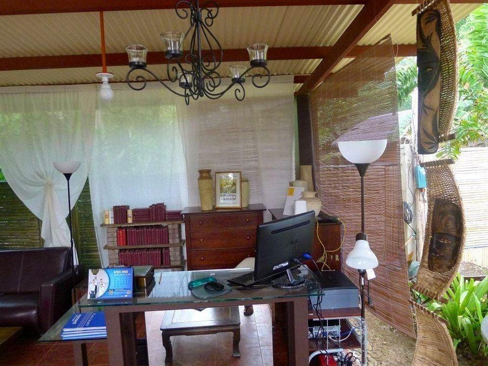 By The Bay, Jacana Bed & Breakfast Puerto Princesa Extérieur photo