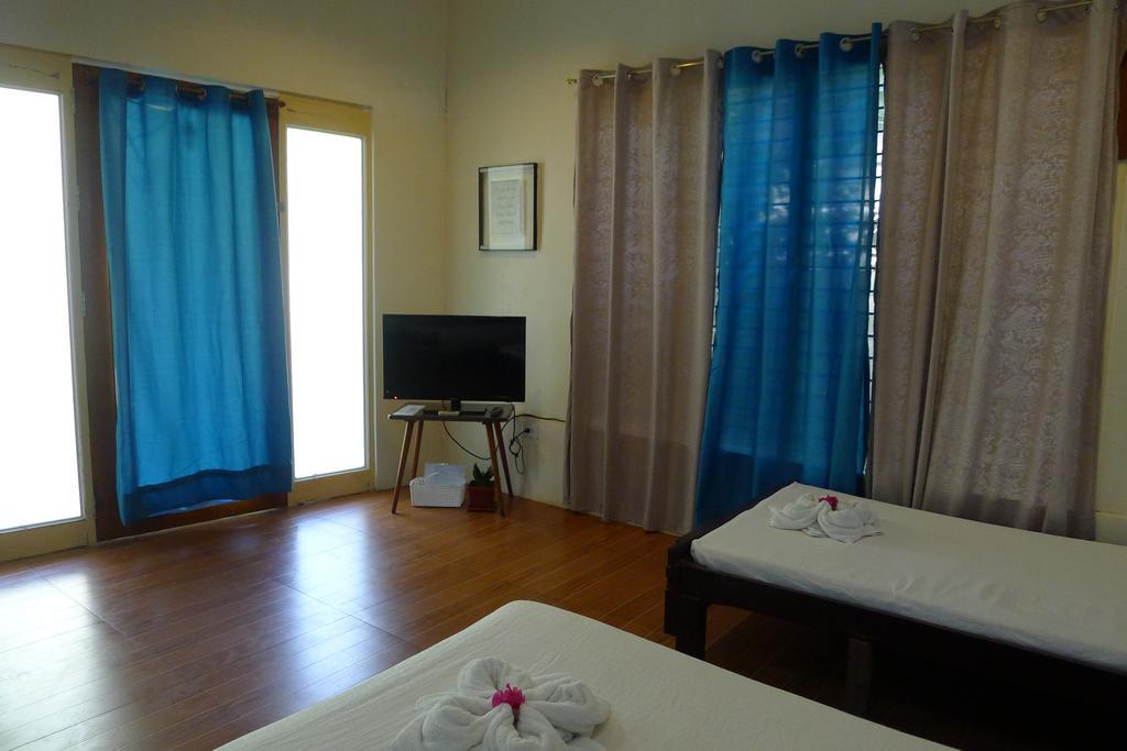 By The Bay, Jacana Bed & Breakfast Puerto Princesa Extérieur photo