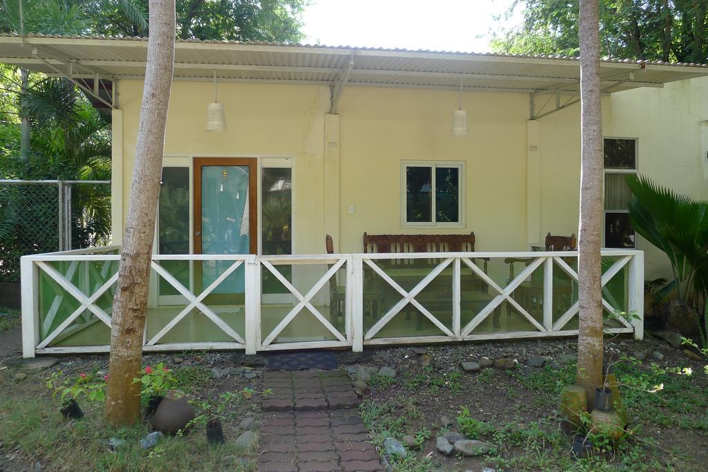 By The Bay, Jacana Bed & Breakfast Puerto Princesa Extérieur photo