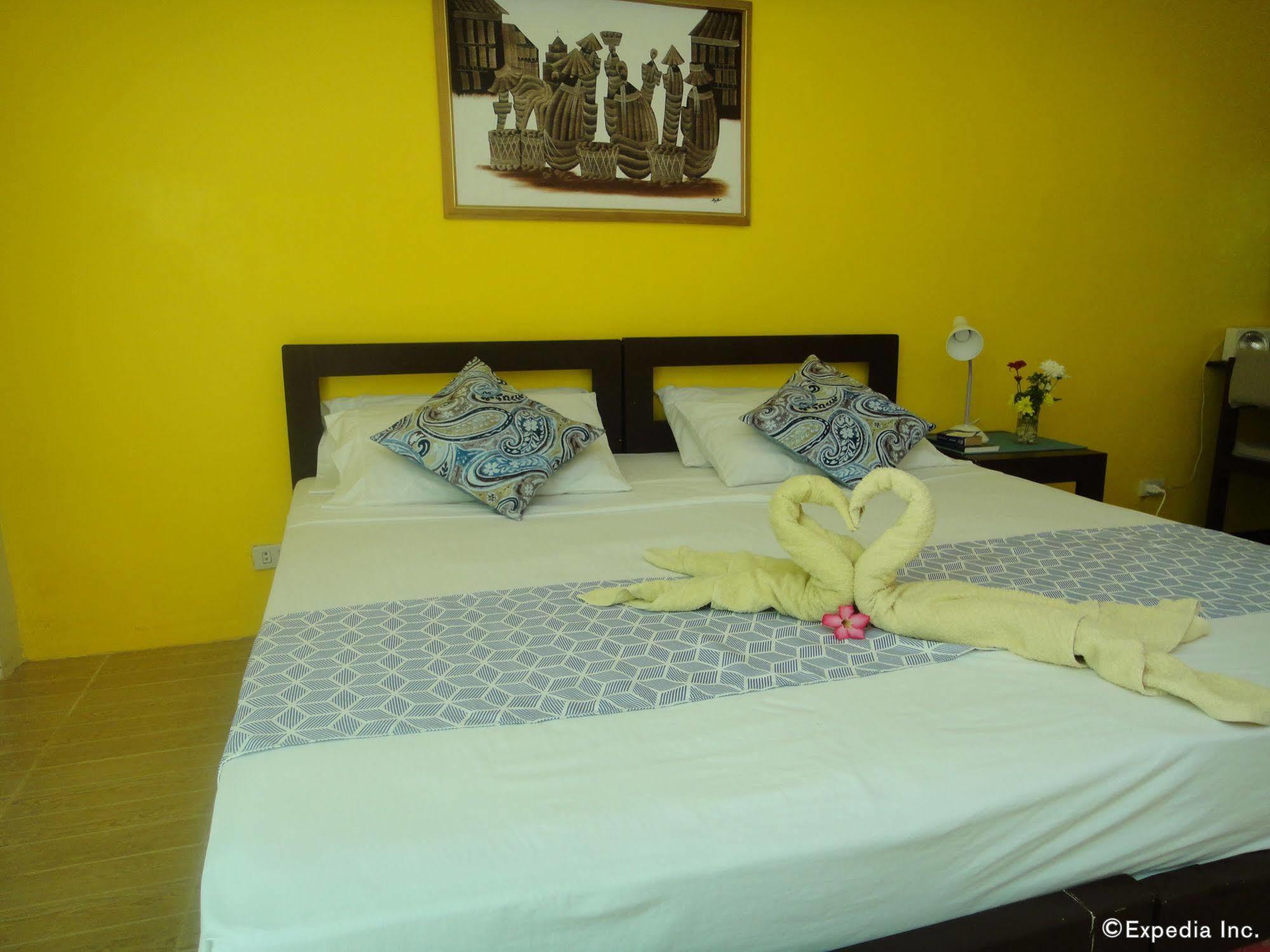 By The Bay, Jacana Bed & Breakfast Puerto Princesa Extérieur photo