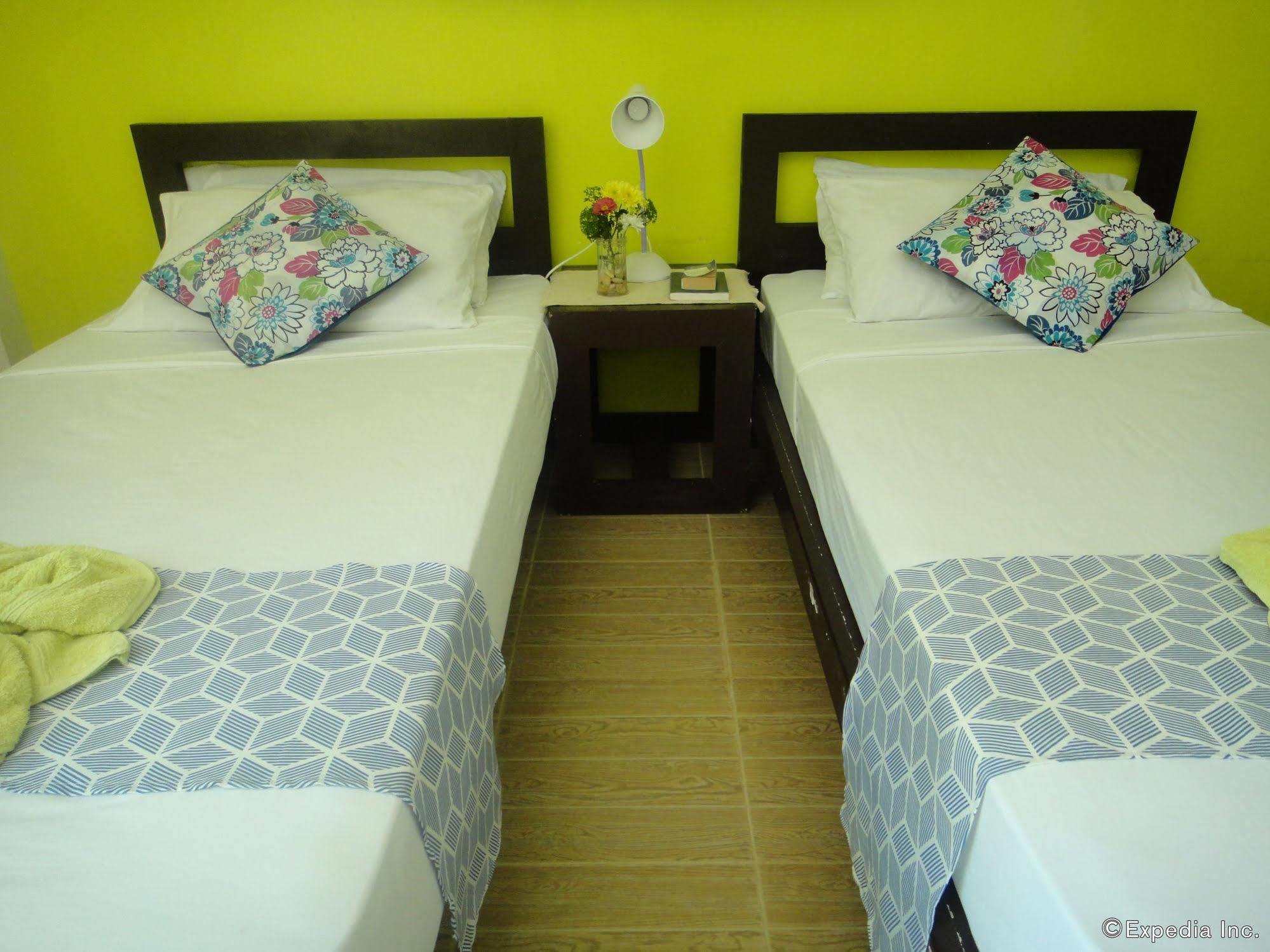 By The Bay, Jacana Bed & Breakfast Puerto Princesa Extérieur photo
