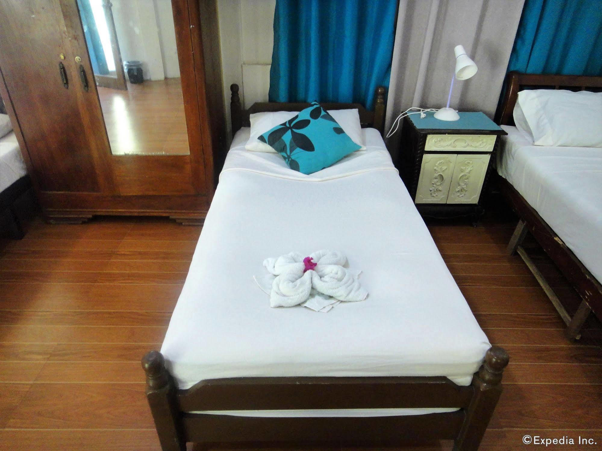 By The Bay, Jacana Bed & Breakfast Puerto Princesa Extérieur photo